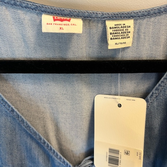 Levi's Light Blue Denim V-Neck Dress - Picture 3 of 5